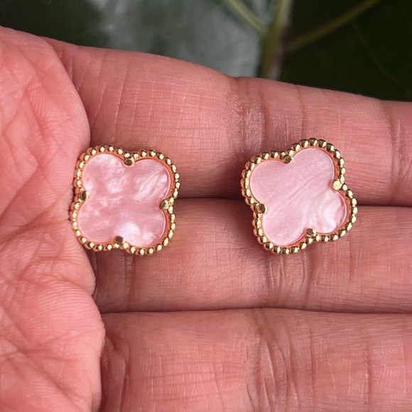 ⭐️- Pink and Gold Clover Earrings - Picture 2 of 4
